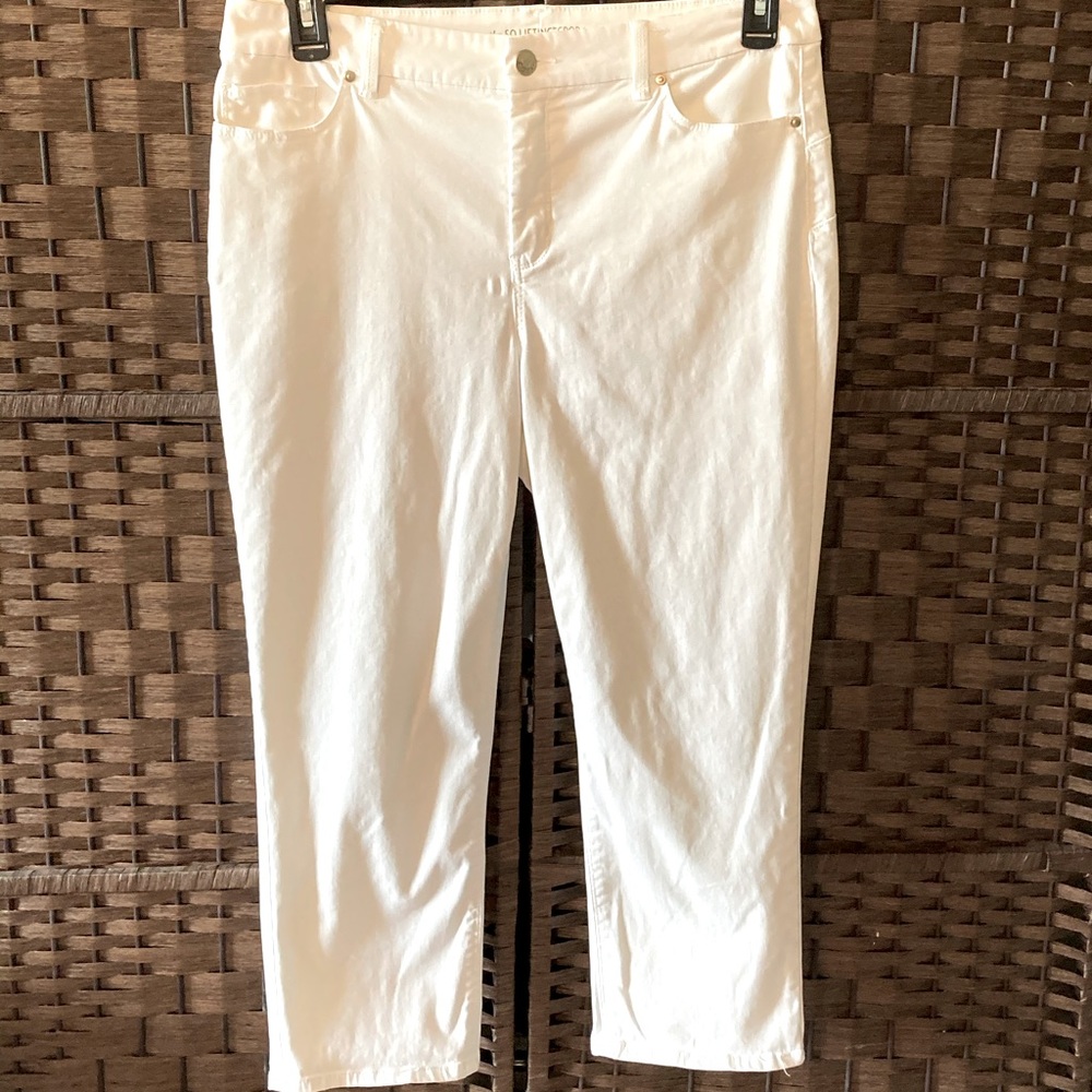 Chico’s cropped pants 1.5 32” 10/12 stretch